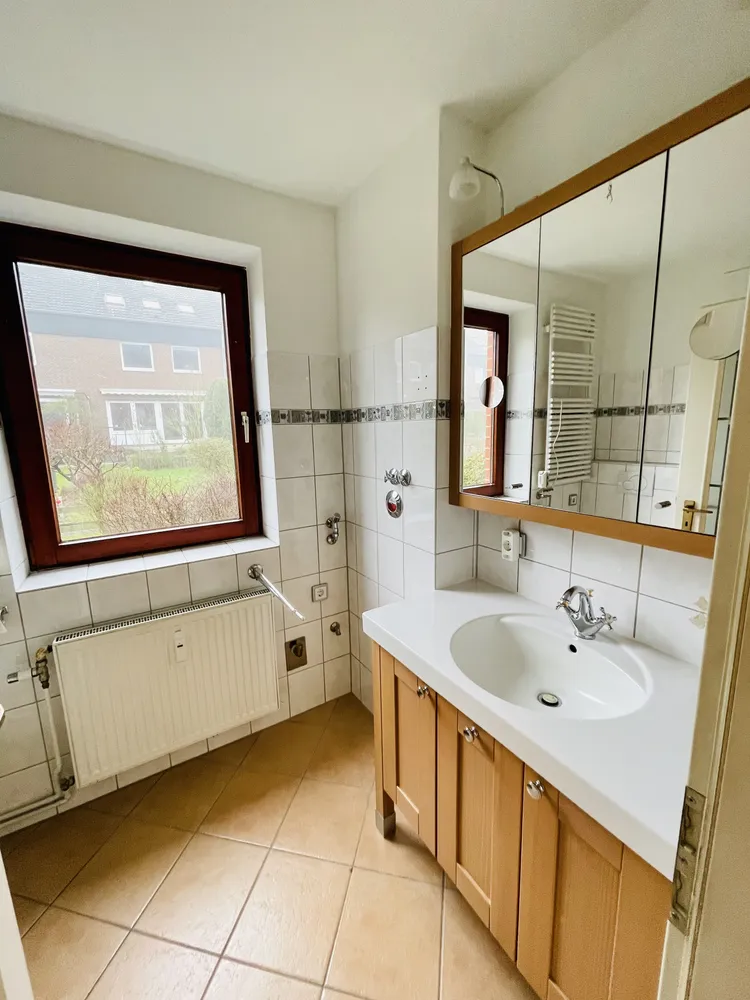 2 Zimmer Wohnung mit 60 m² in Lübeck – Bild 5