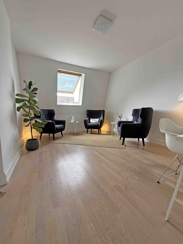 5 Zimmer Wohnung mit 167 m² in Köln – Bild 10