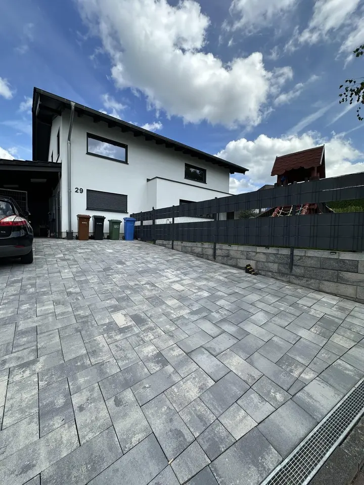 7 room house with 200 m² in Königswinter – Photo 1