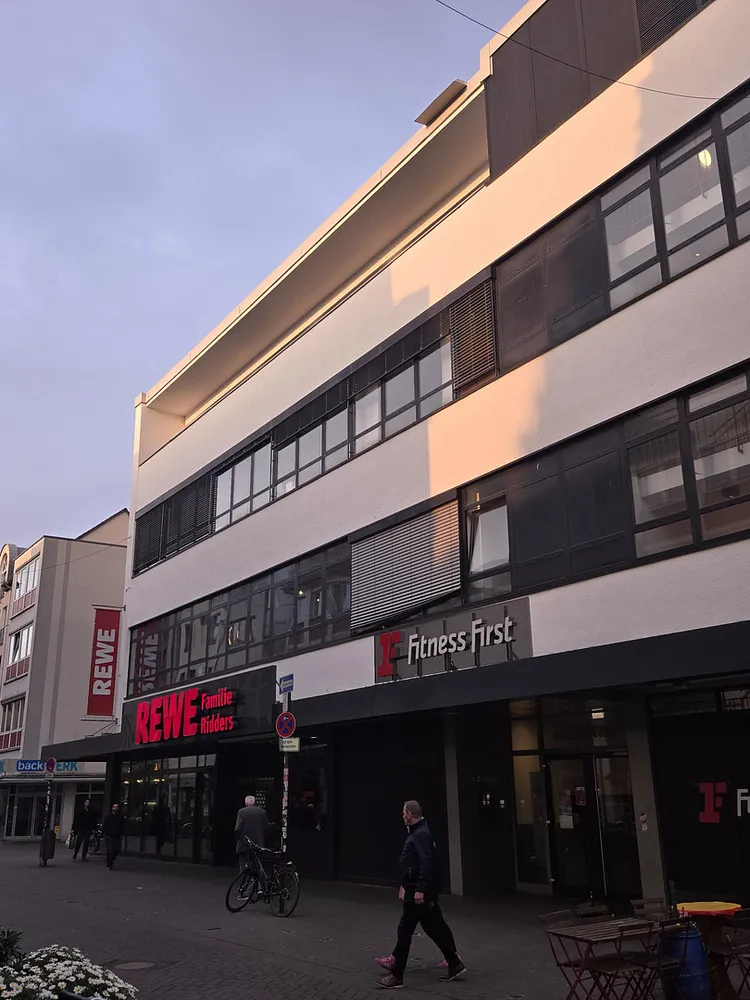 1 Zimmer Wohnung mit 28 m² in Köln – Bild 7