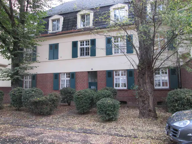 4 Zimmer Wohnung mit 81 m² in Duisburg – Bild 1