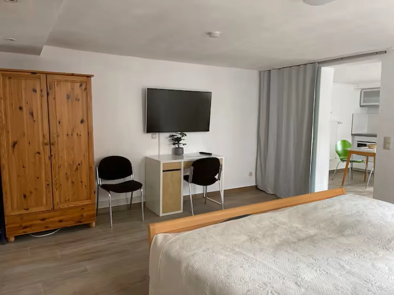 1 room apartment with 48 m² in Cologne – Photo 2