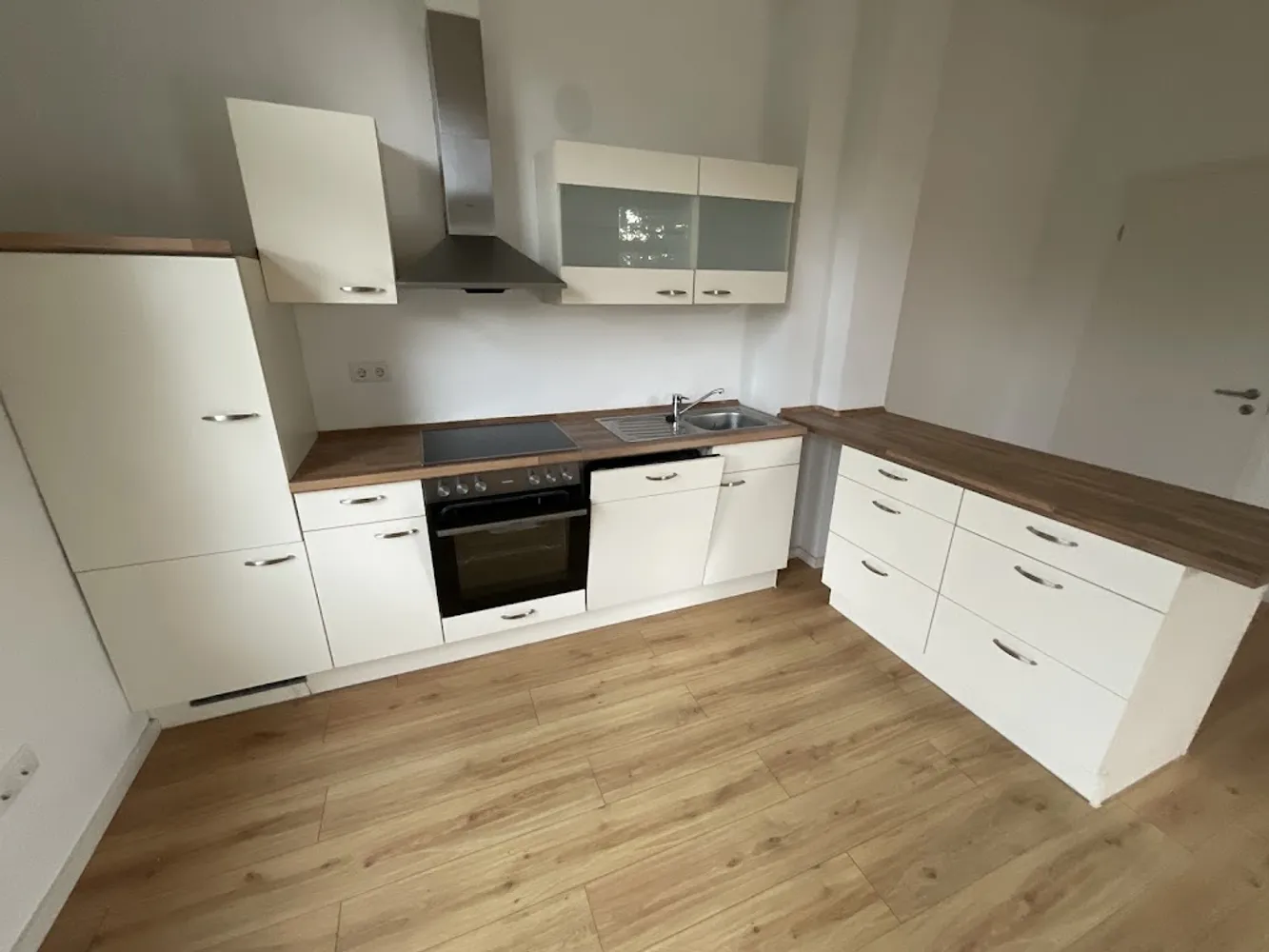 4 Zimmer Wohnung mit 97 m² in Lübeck – Bild 7