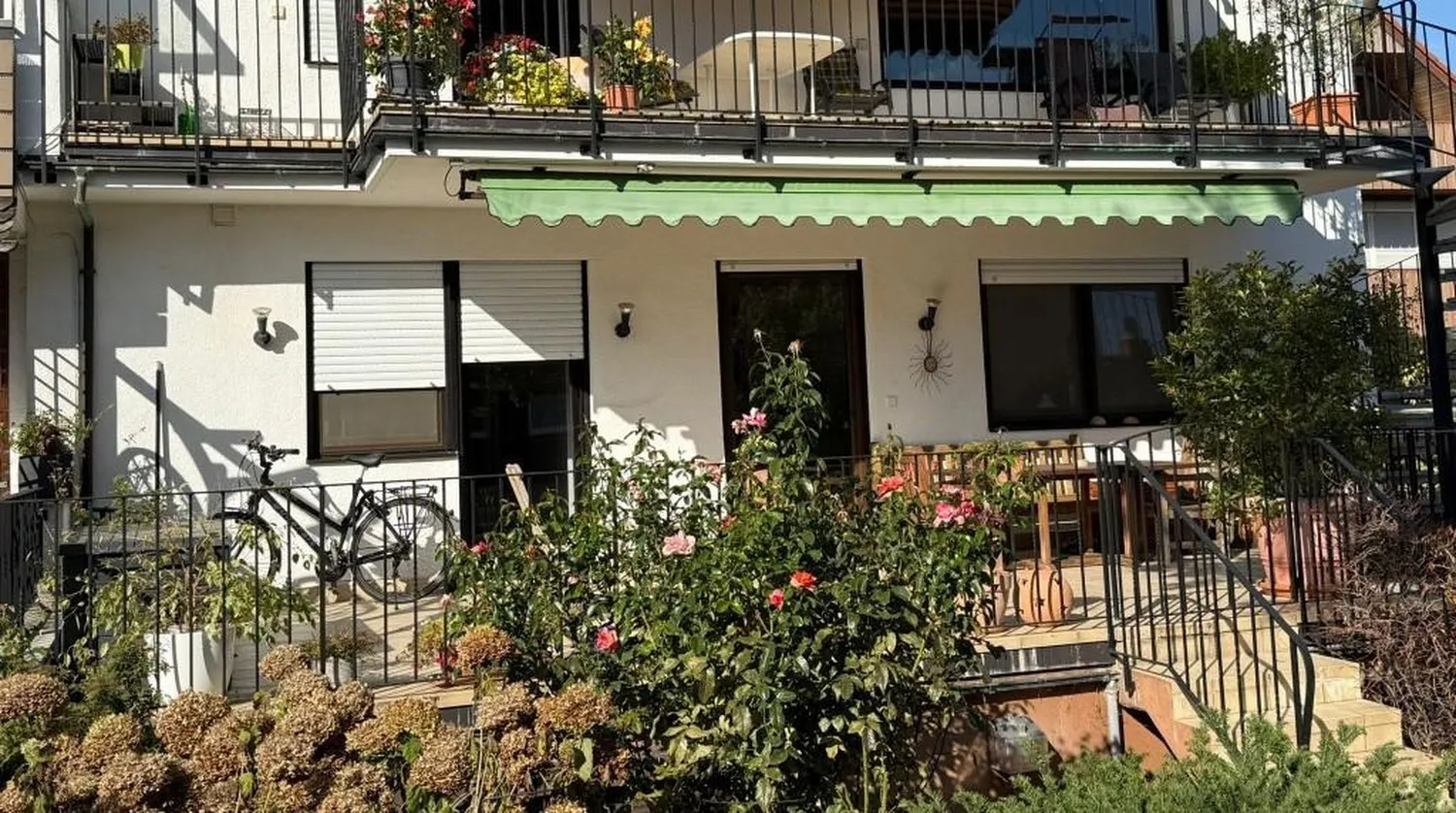 4 Zimmer Wohnung mit 116 m² in Karlsruhe – Bild 1