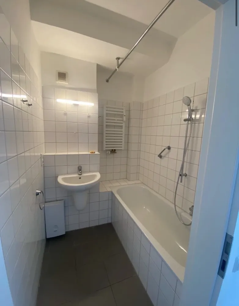 3 Zimmer Wohnung mit 70 m² in Köln – Bild 6