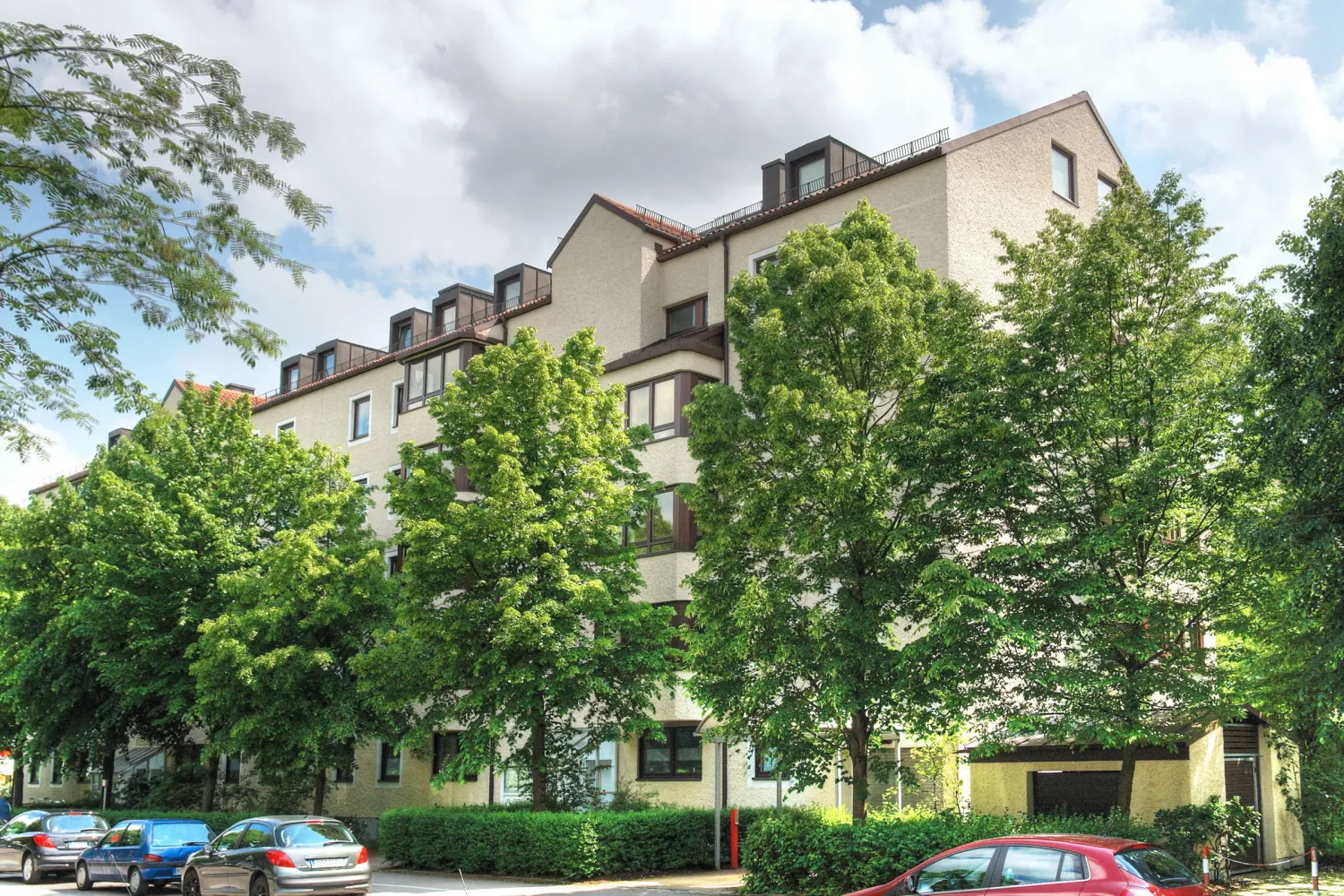 3 Zimmer Wohnung mit 121 m² in München – Bild 1