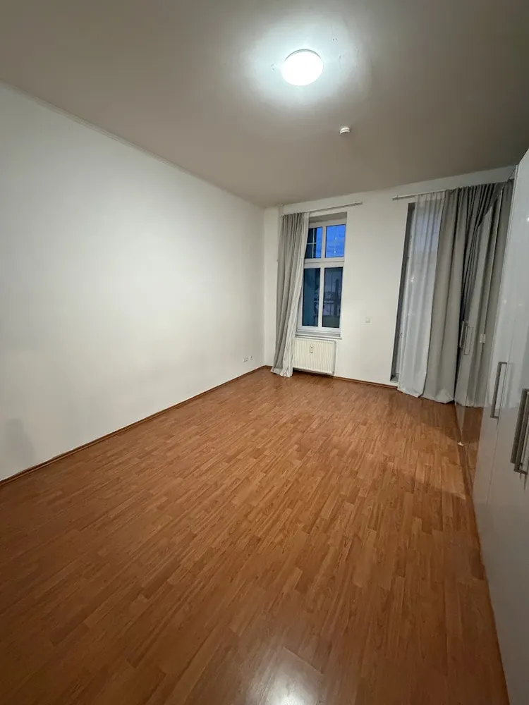 2 room apartment with 77 m² in Berlin – Photo 6