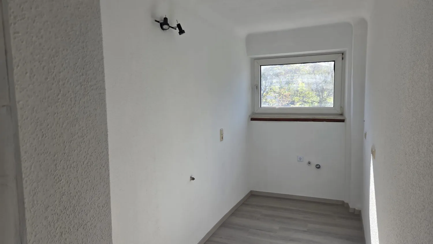 2 Zimmer Wohnung mit 50 m² in Saarbrücken – Bild 4