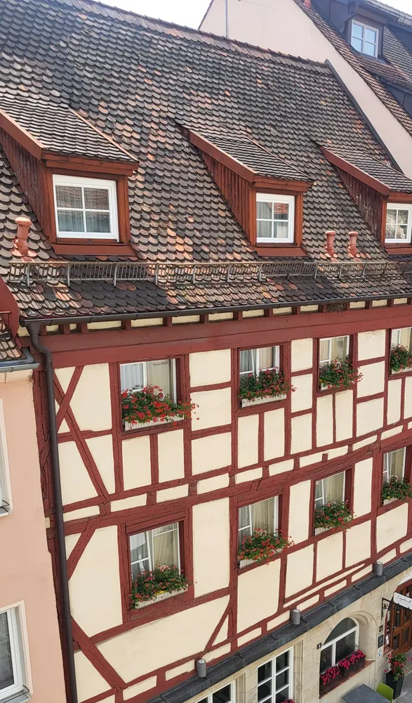 3 Zimmer Wohnung mit 92 m² in Nürnberg – Bild 1