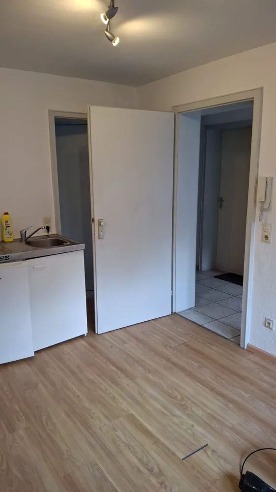 1 Zimmer Wohnung mit 18 m² in Freiburg im Breisgau – Bild 2