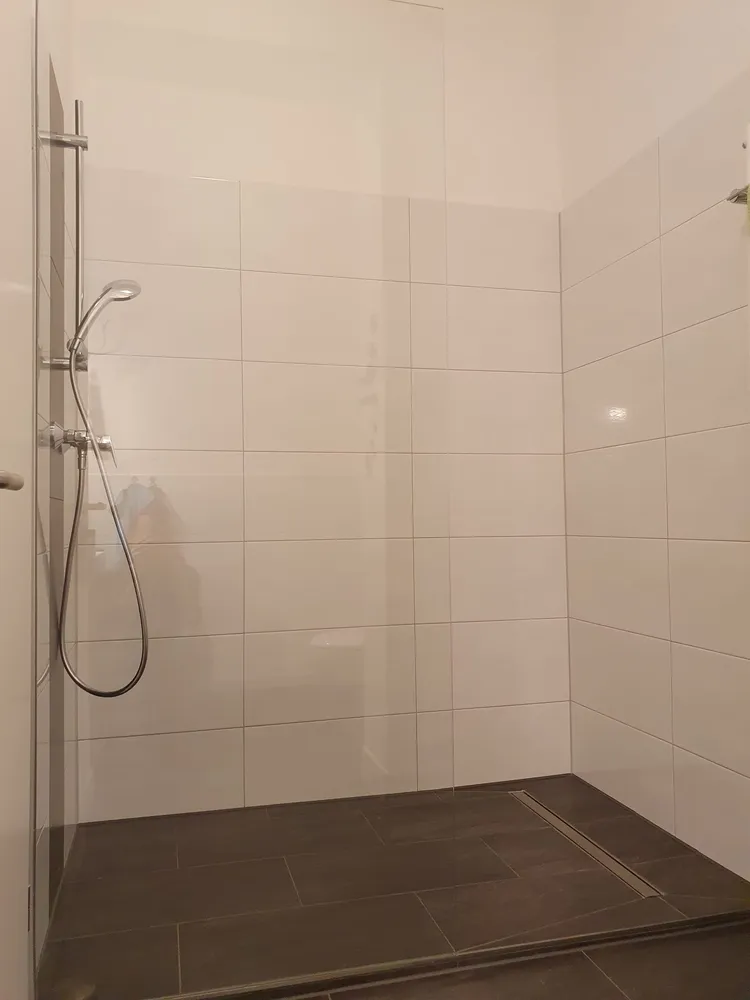 3 Zimmer Wohnung mit 80 m² in Karlsruhe – Bild 2