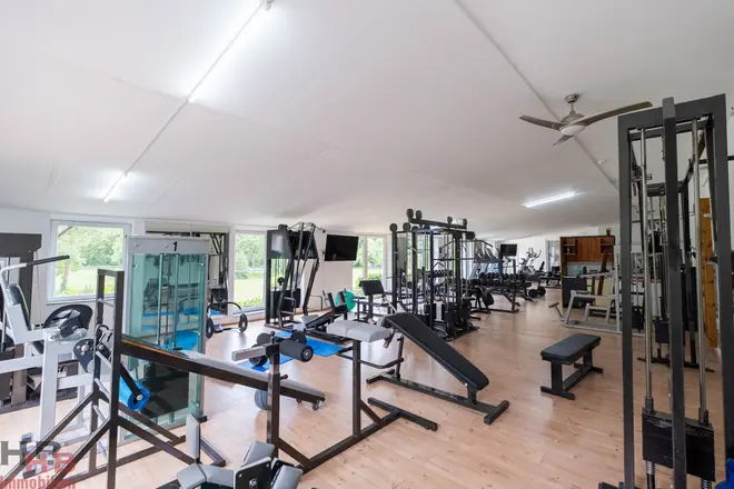 7 Zimmer Wohnung mit 160 m² in Bremen – Bild 12