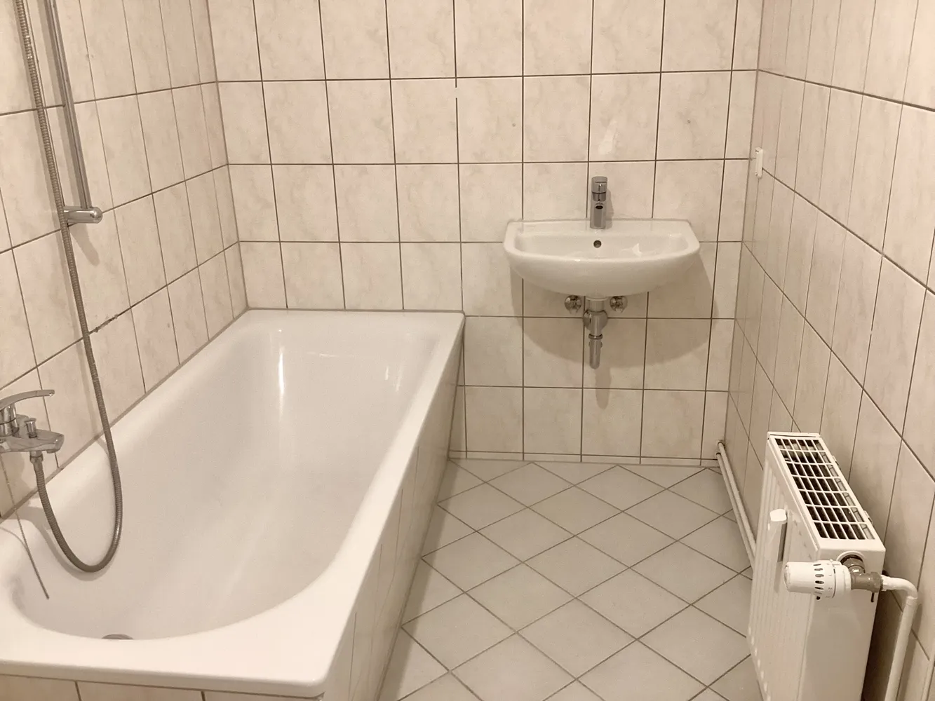 2 room apartment with 65 m² in Magdeburg – Photo 7