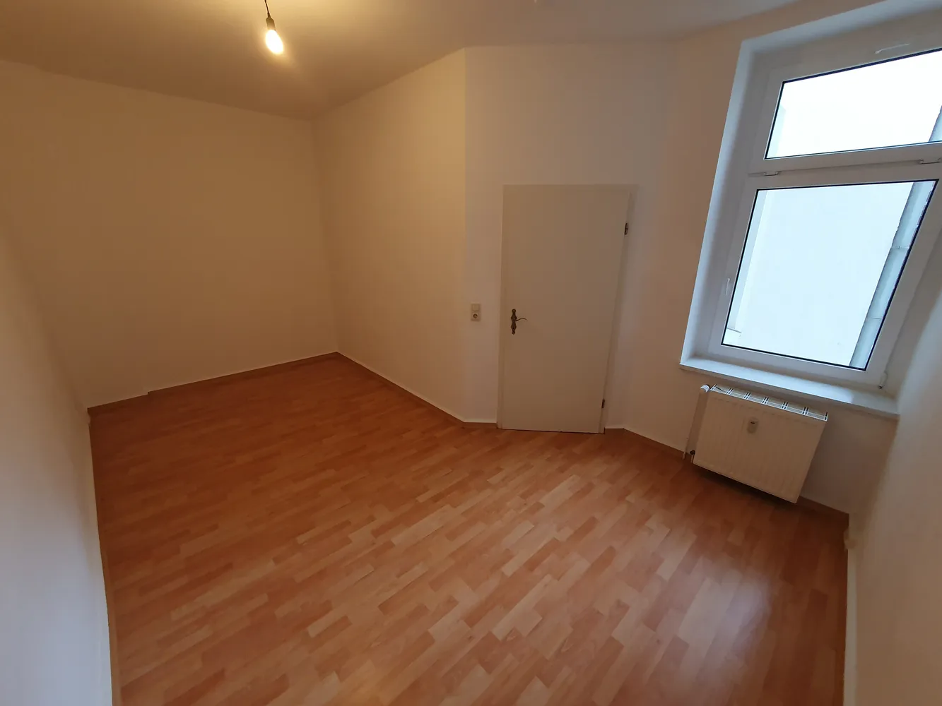 2 Zimmer Wohnung mit 48 m² in Magdeburg – Bild 2