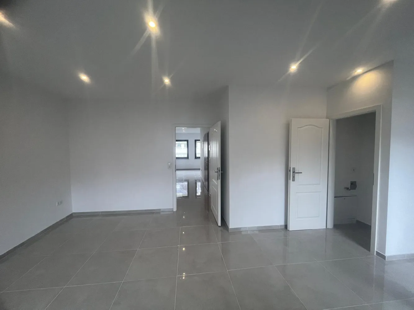 2 Zimmer Wohnung mit 67 m² in Bremen – Bild 3