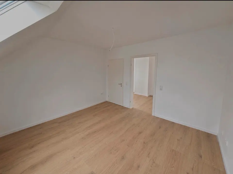 2 Zimmer Wohnung mit 80 m² in Bremerhaven – Bild 1