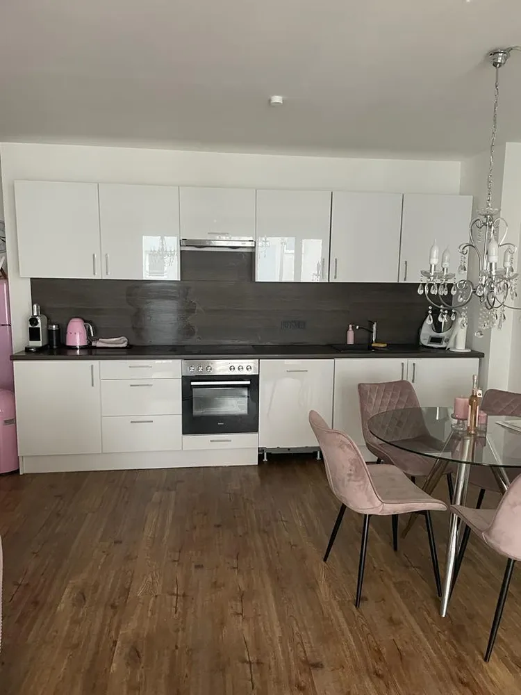 3 Zimmer Wohnung mit 75 m² in Hamburg – Bild 2
