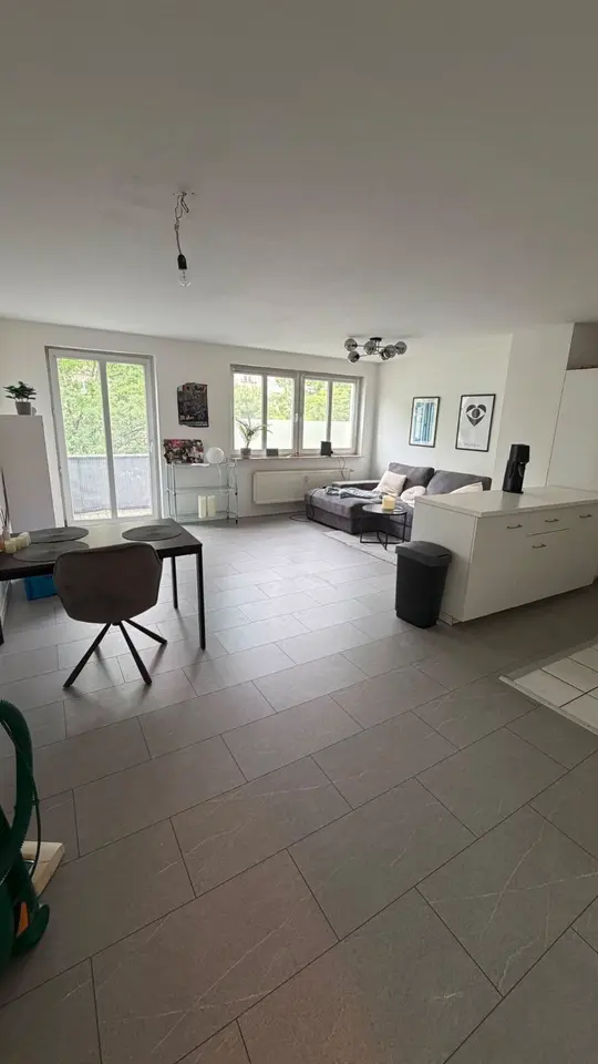 2 Zimmer Wohnung mit 70 m² in Kassel – Bild 1