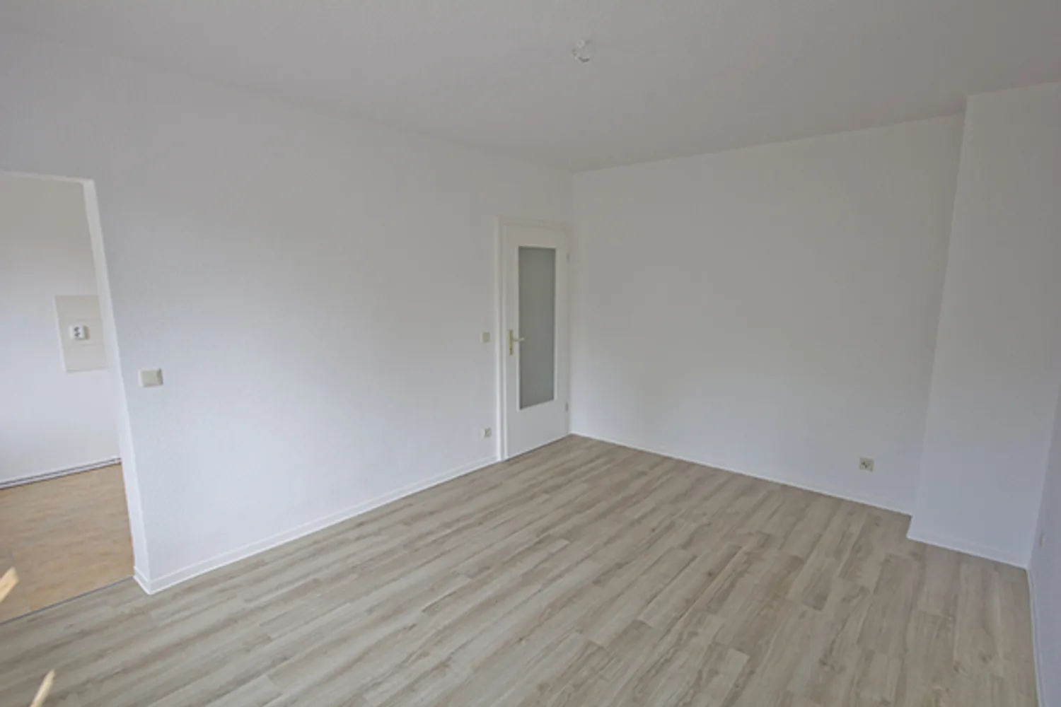 2 Zimmer Wohnung mit 40 m² in Halle (Saale) – Bild 5