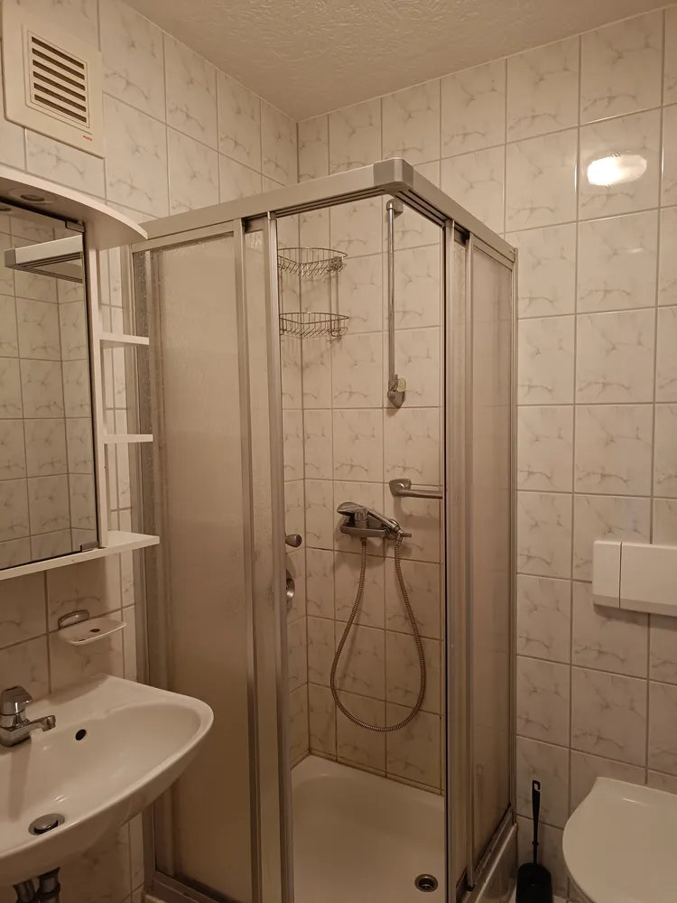 1 Zimmer Wohnung mit 35 m² in Werdau – Bild 4