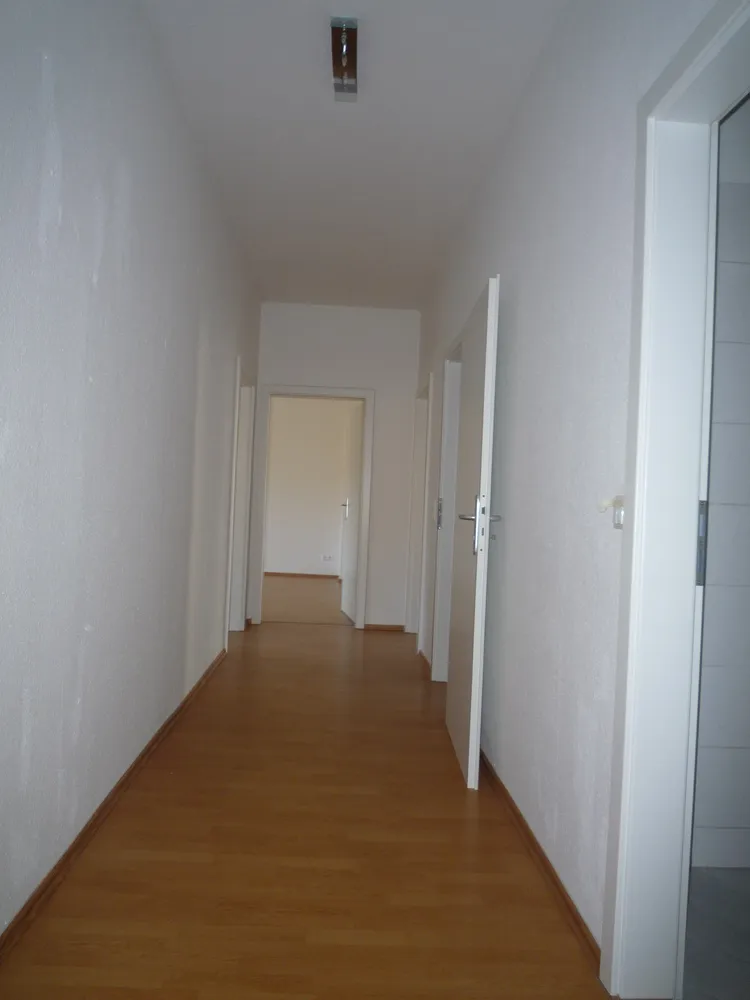 4 Zimmer Wohnung mit 102 m² in Bitterfeld-Wolfen – Bild 6