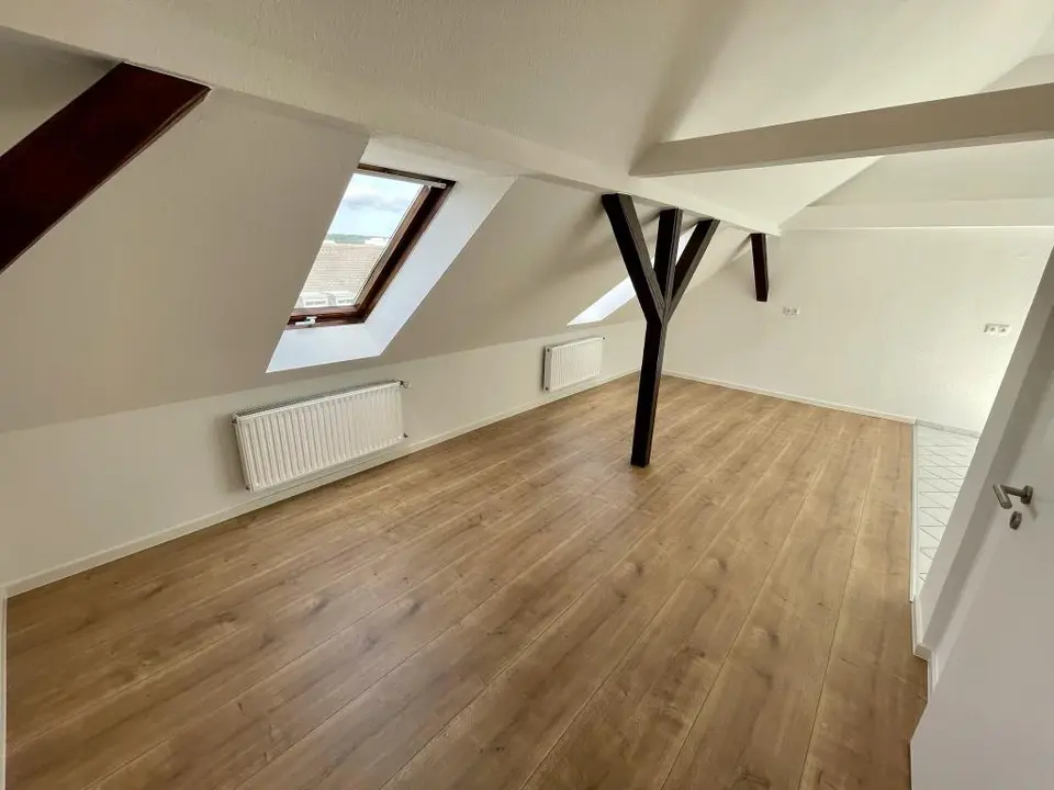 3 Zimmer Wohnung mit 88 m² in Gera – Bild 2