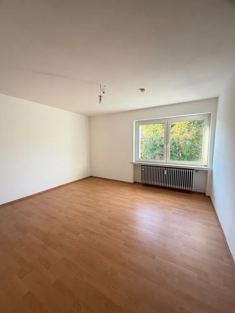 5 Zimmer Wohnung mit 111 m² in Detmold – Bild 1