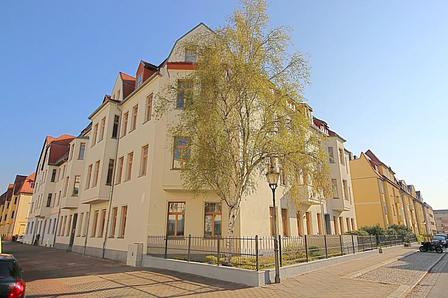 4 Zimmer Wohnung mit 123 m² in Magdeburg – Bild 1