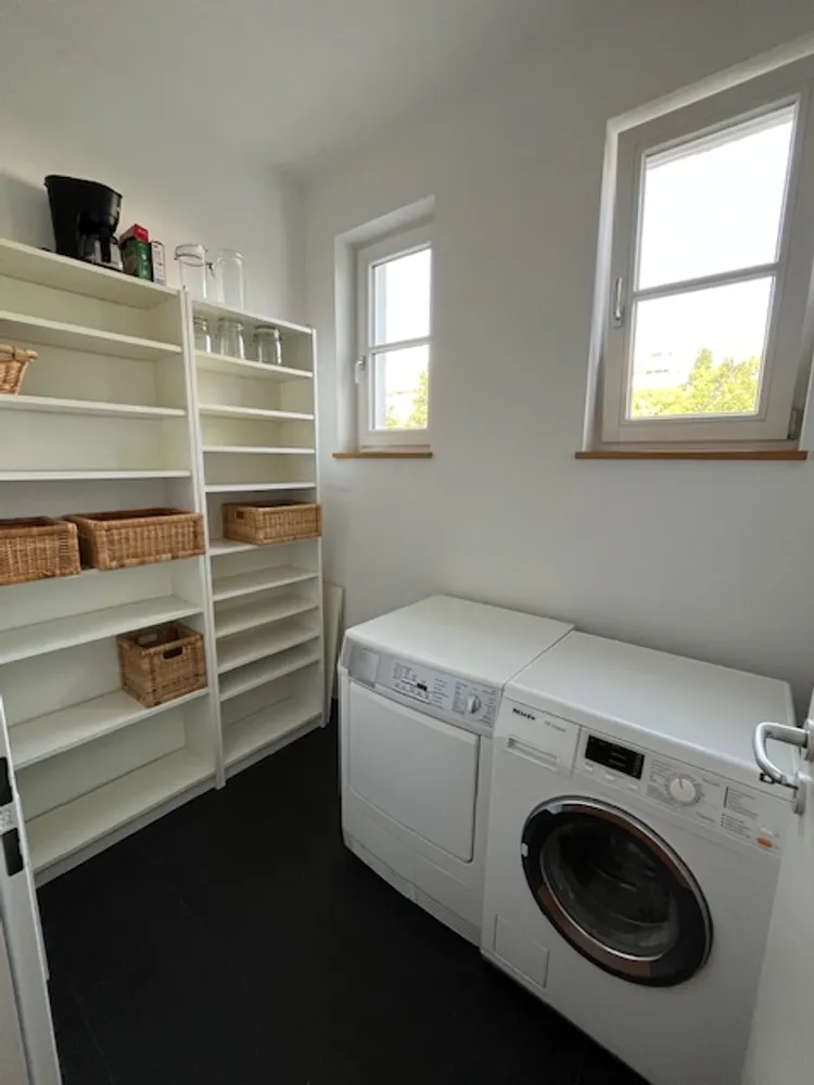4 room apartment with 125 m² in Augsburg – Photo 8