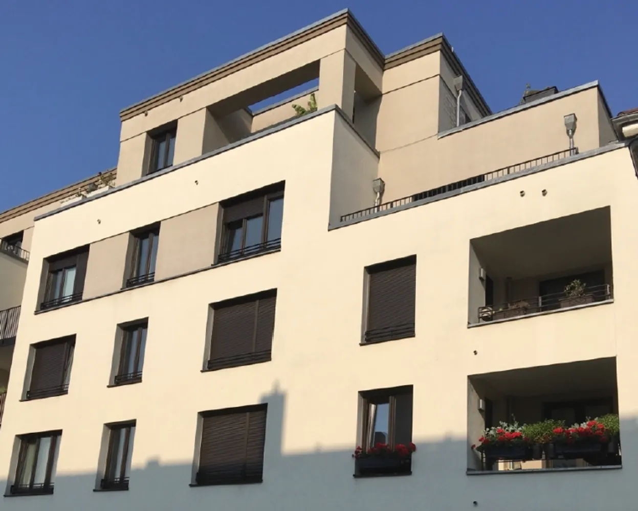 3 Zimmer Wohnung mit 110 m² in Frankfurt am Main – Bild 1