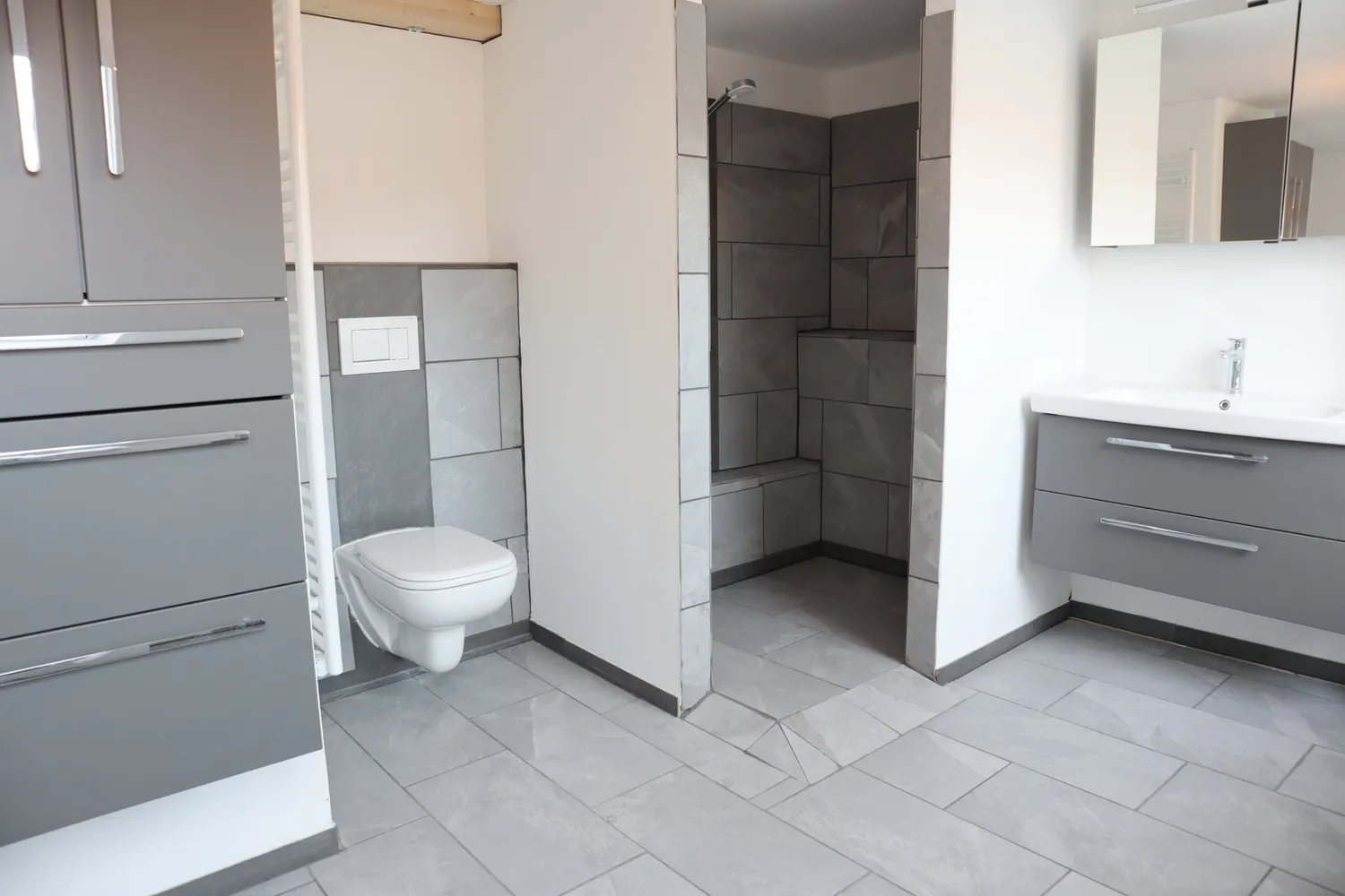 4 Zimmer Wohnung mit 110 m² in Rottenburg am Neckar – Bild 2
