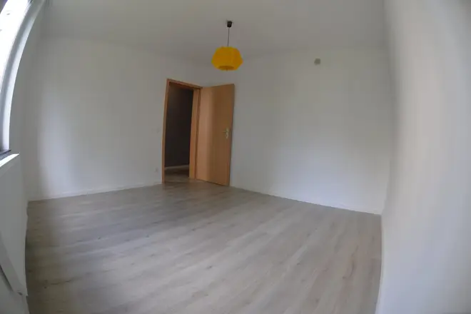 4 Zimmer Wohnung mit 92 m² in Köln – Bild 3