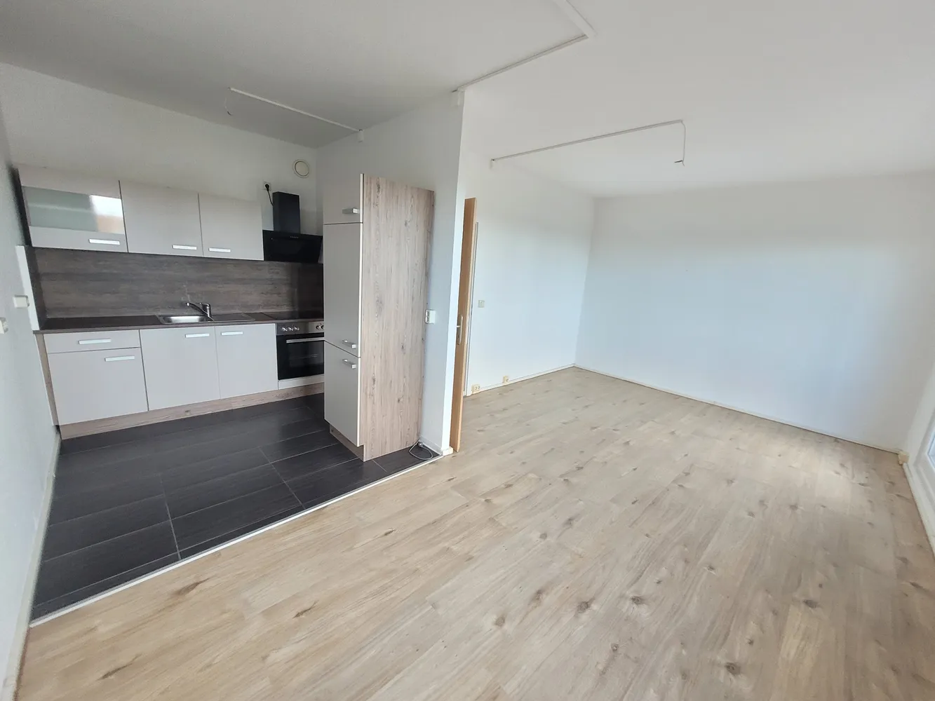 3 Zimmer Wohnung mit 55 m² in Halle (Saale) – Bild 1