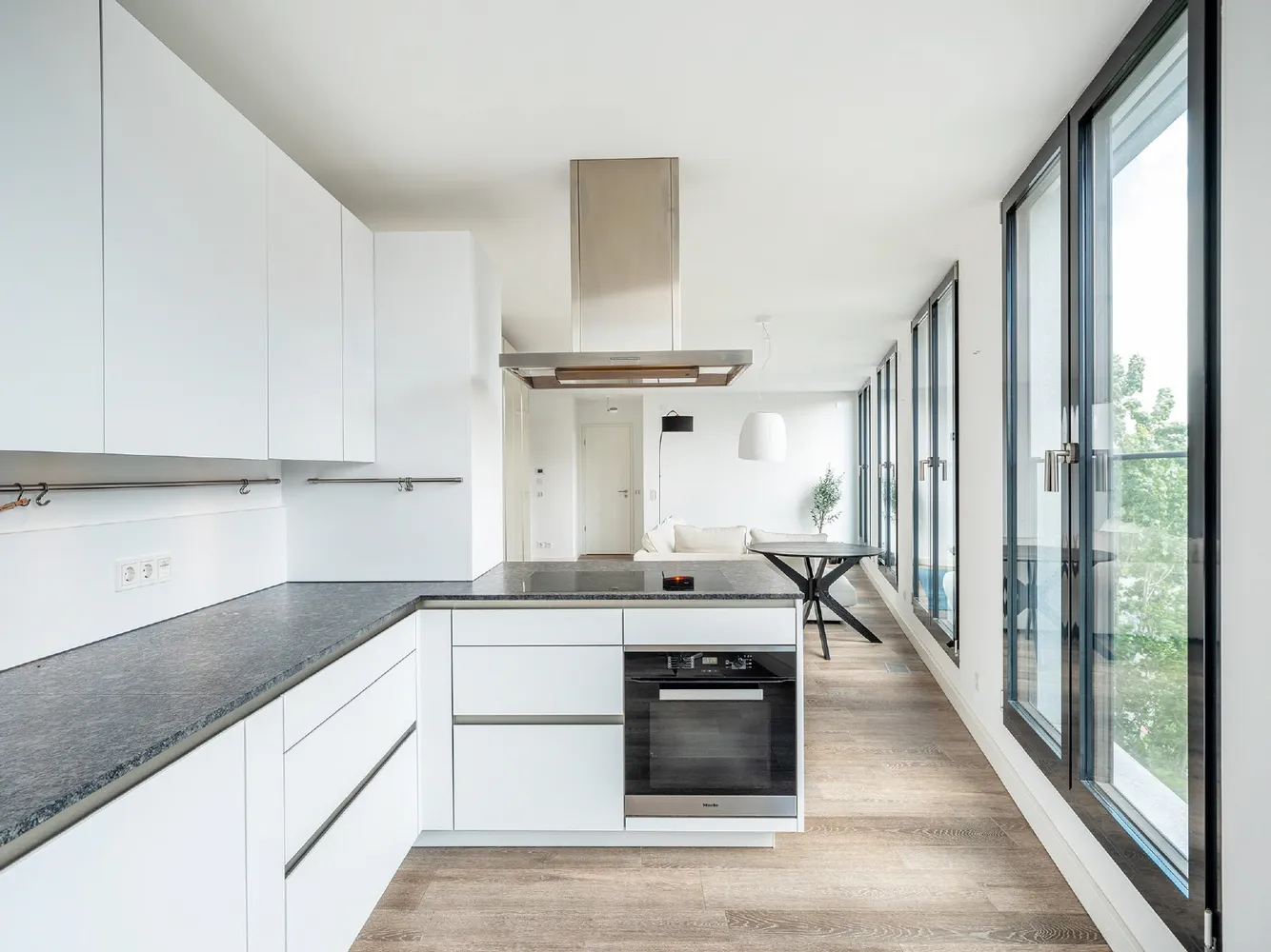 3 Zimmer Wohnung mit 79 m² in München – Bild 4