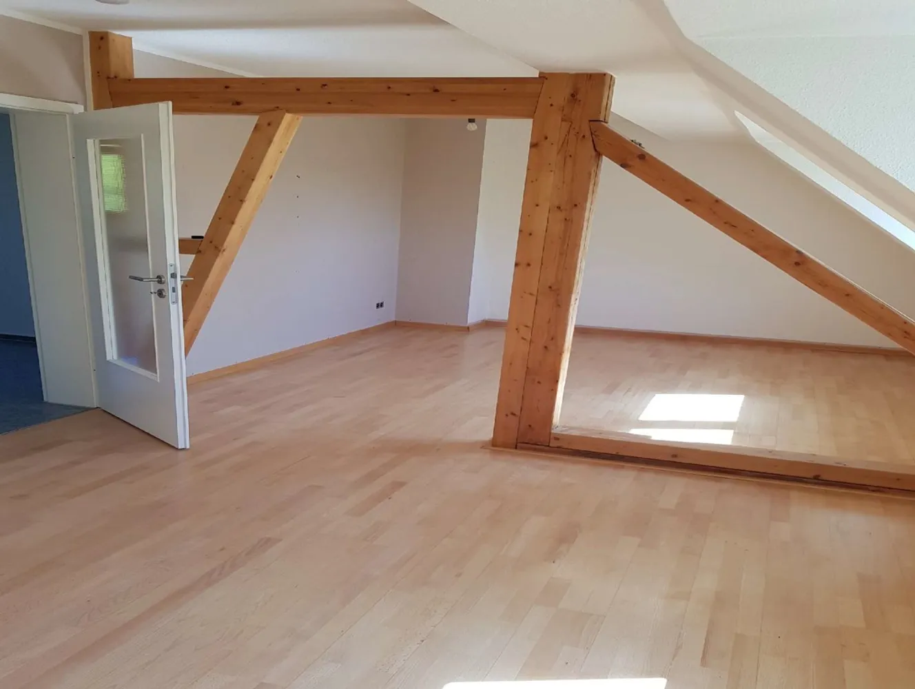3 Zimmer Wohnung mit 65 m² in Düsseldorf – Bild 1