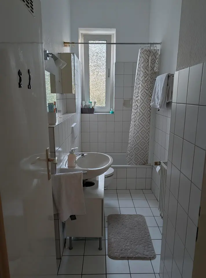 2 Zimmer Wohnung mit 60 m² in Krefeld – Bild 4