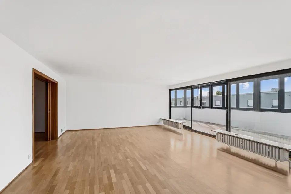 6 Zimmer Wohnung mit 160 m² in Essen – Bild 1