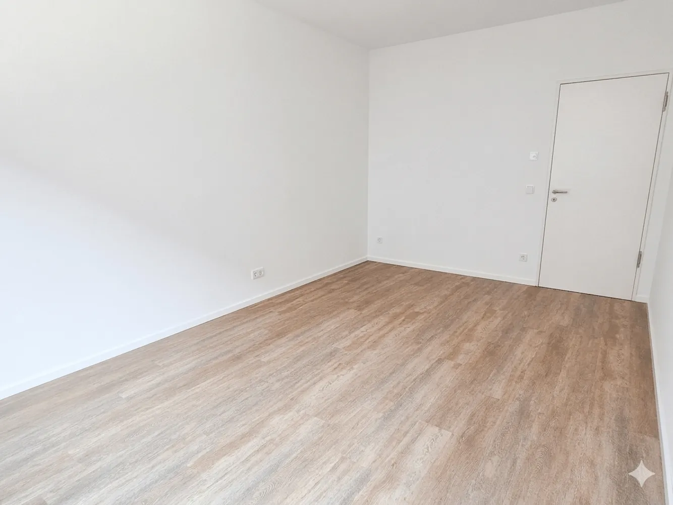 4 Zimmer Wohnung mit 120 m² in Hannover – Bild 9