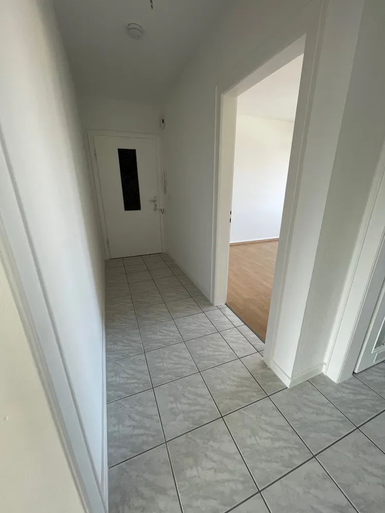 2 Zimmer Wohnung mit 48 m² in Wiesbaden – Bild 2