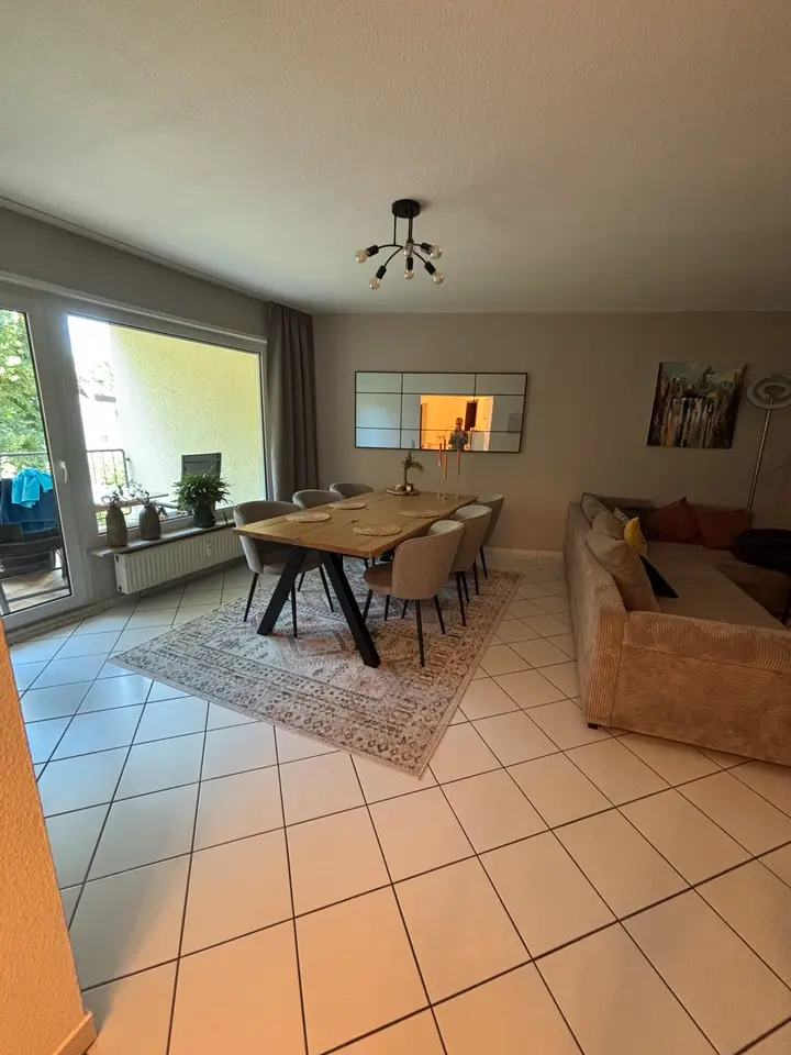 2 Zimmer Wohnung mit 80 m² in Saarbrücken – Bild 2