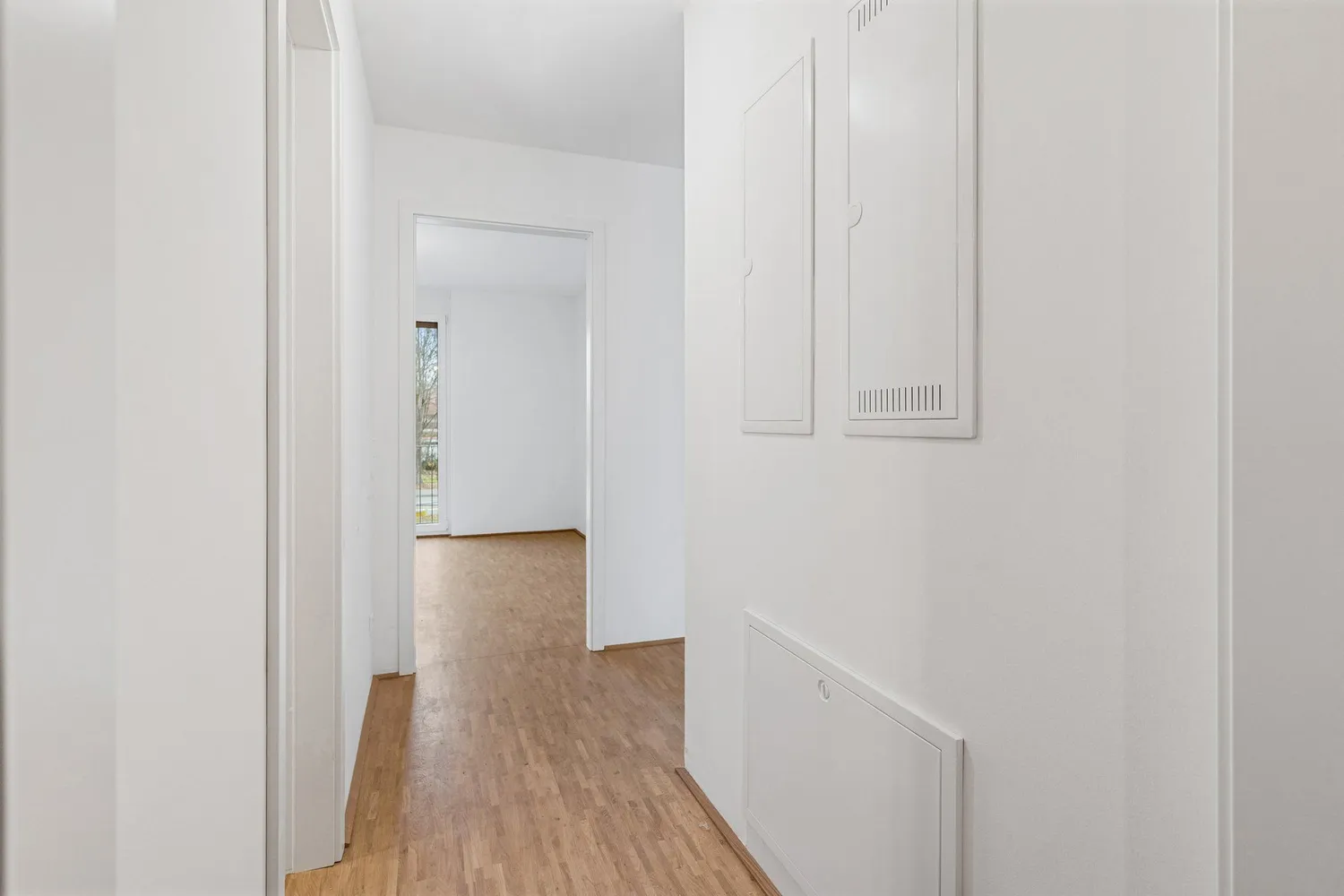 2 Zimmer Wohnung mit 48 m² in Karlsruhe – Bild 3
