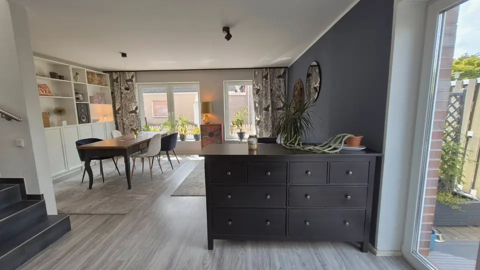 2 Zimmer Wohnung mit 80 m² in Oldenburg – Bild 4