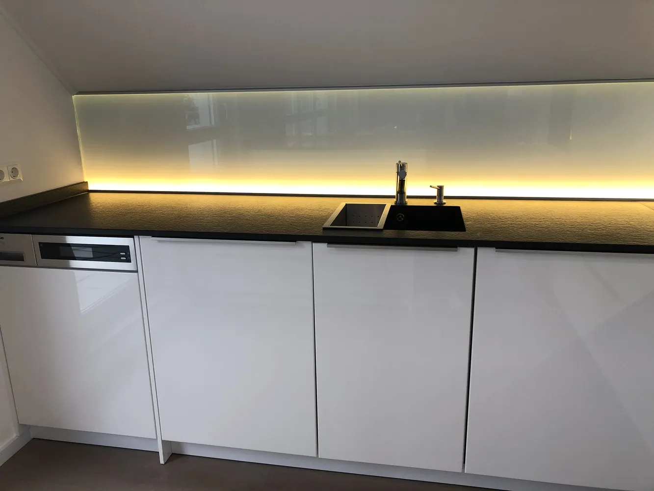 3 room apartment with 110 m² in Munich – Photo 3