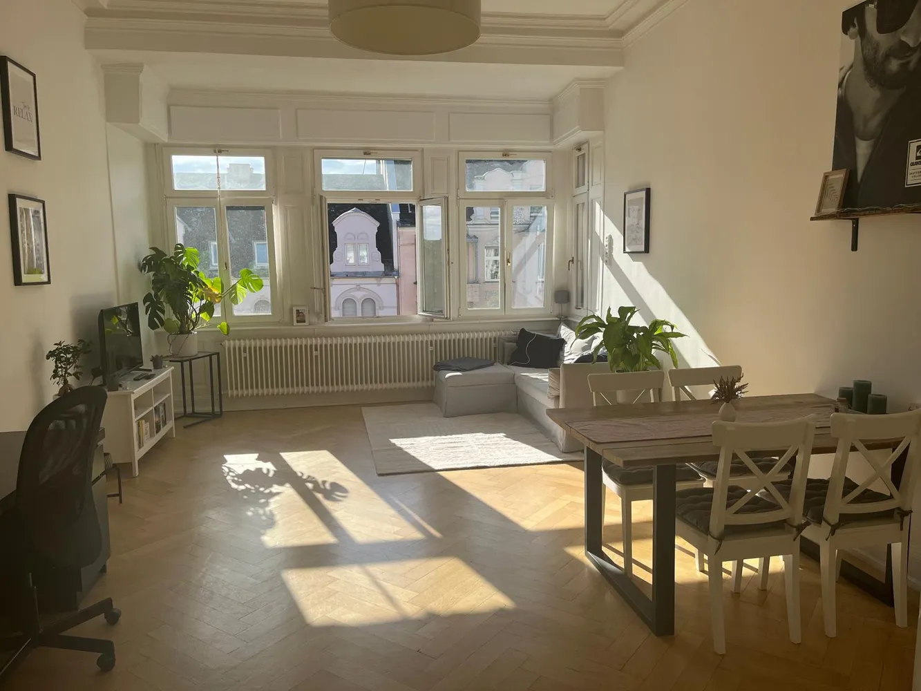 2 Zimmer Wohnung mit 72 m² in Wiesbaden – Bild 1