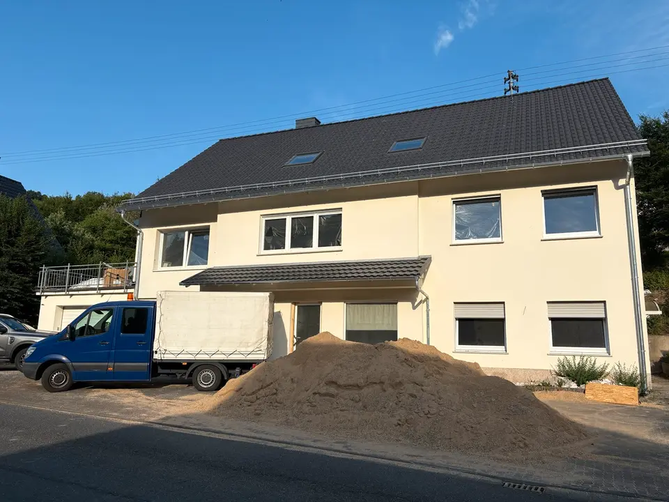 4 Zimmer Wohnung mit 125 m² in Siegen – Bild 2