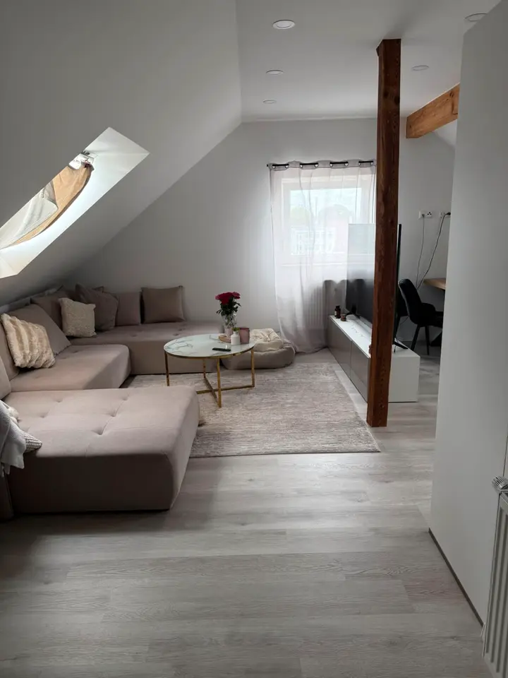 4 Zimmer Wohnung mit 91 m² in Bochum – Bild 1