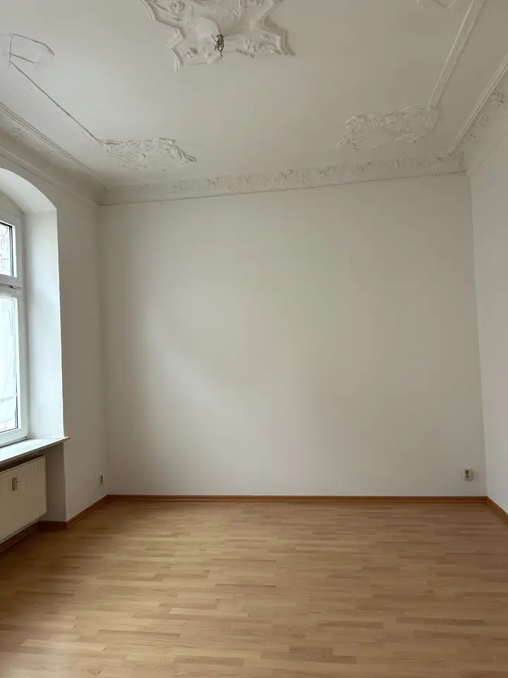 4 Zimmer Wohnung mit 115 m² in Weißenfels – Bild 1