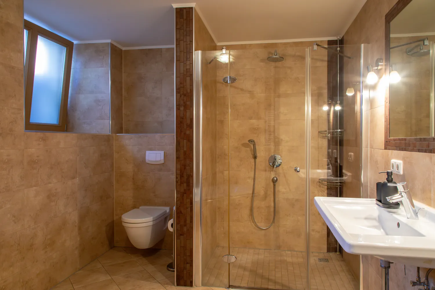 2 Zimmer Wohnung mit 74 m² in Schwerin – Bild 5