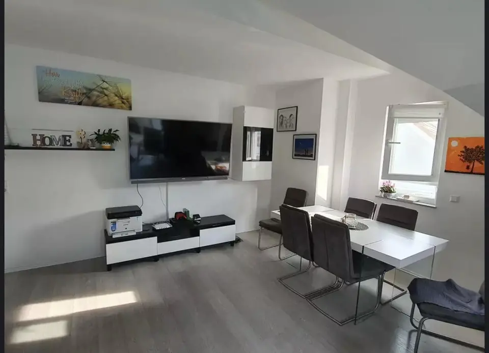 5 Zimmer Wohnung mit 125 m² in Mosbach – Bild 1