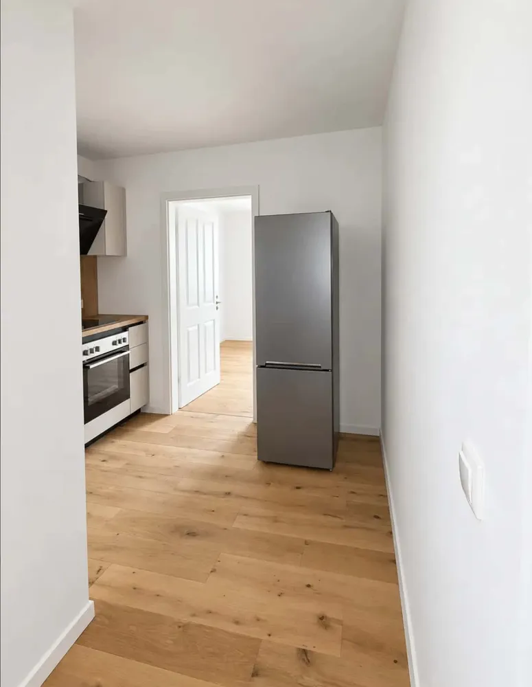 Shared room with 10 m² in Munich – Photo 2